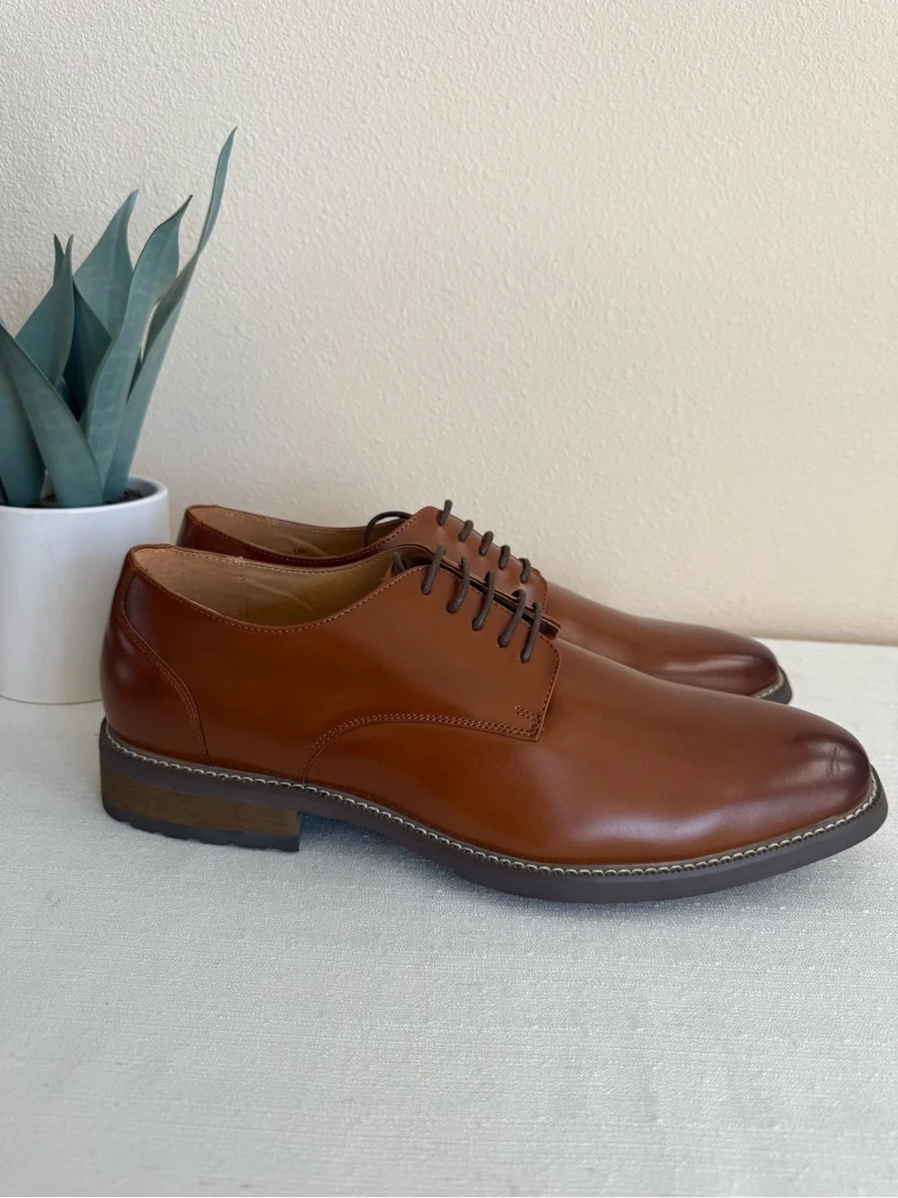 New Joseph Abboud Men's Classic Brown Leather Derby Shoes